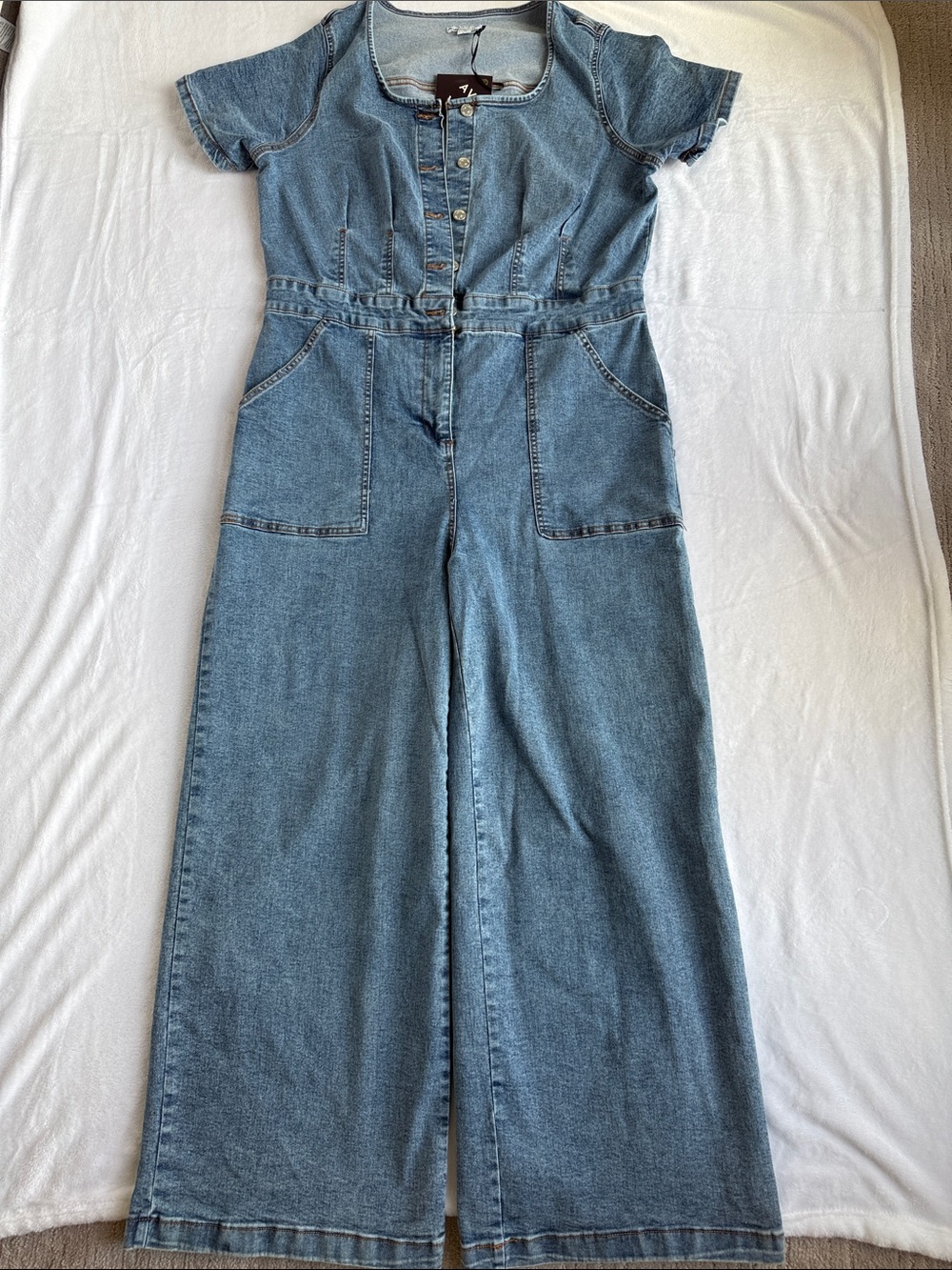 Ava & Viv Women’s Button up Jump Suit NWT - Picture 5 of 9